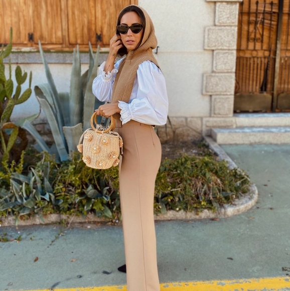 🎈RESTOCK! Zara knit vest with slits - Picture 4 of 16